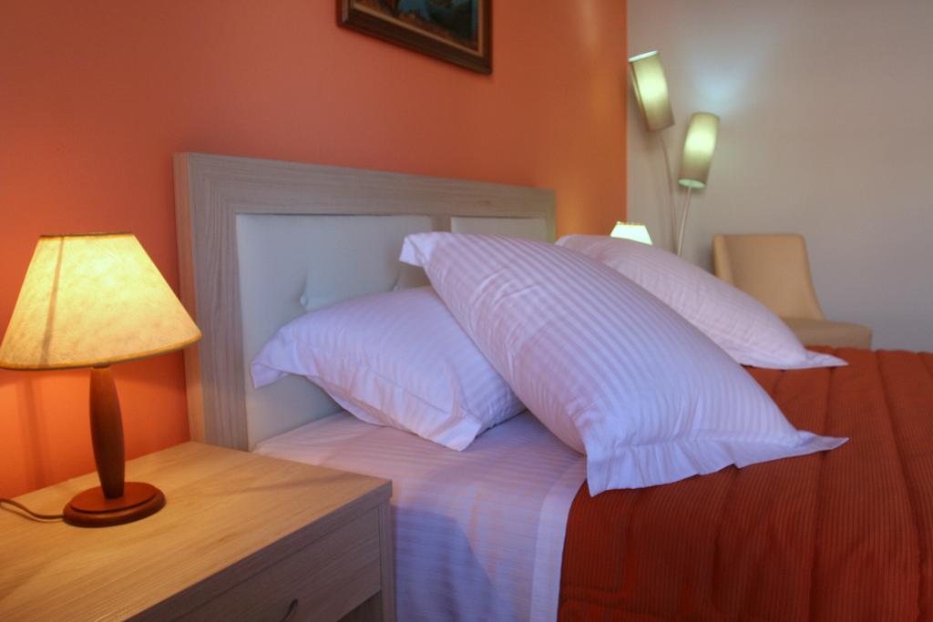 Pearl Apartment