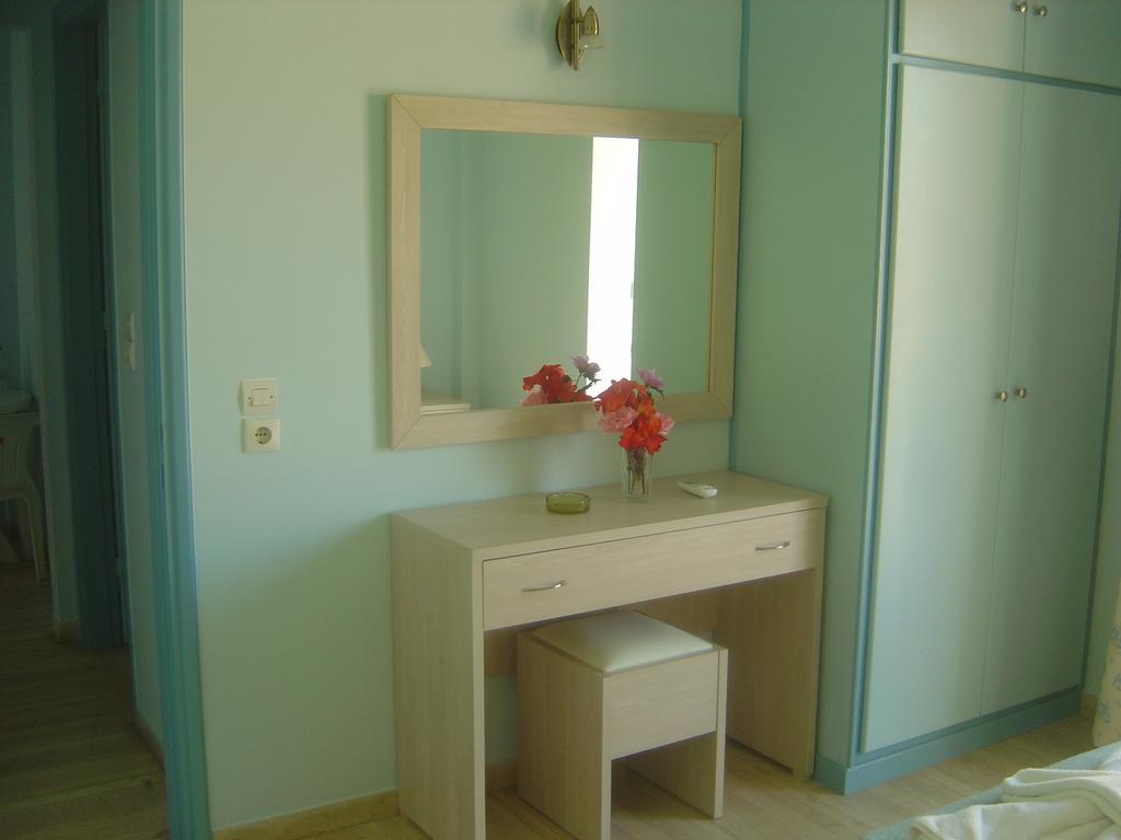 Pearl Roda (Corfu)